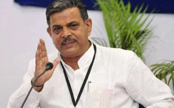 We send â€˜signalsâ€™ to govt, hold no remote control: RSS