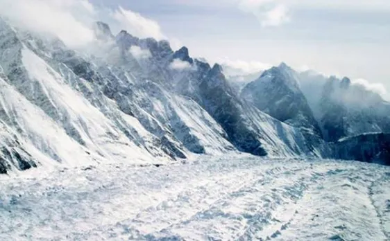Avalanche hits Kargil, jawan missing