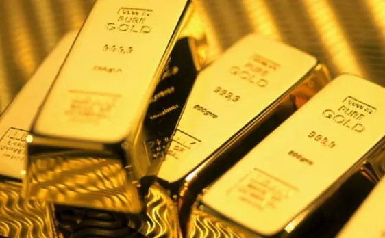 Gold prices fall to Rs 29,325 per 10 grams