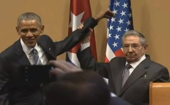 Obama Visits Cuba: Awkward joint appearance for Raul Castro, Barack Obama