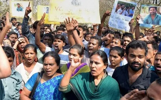 Rohith Vemula Suicide: Students Protest as VC Appa Rao Podile back in Hyderabad University