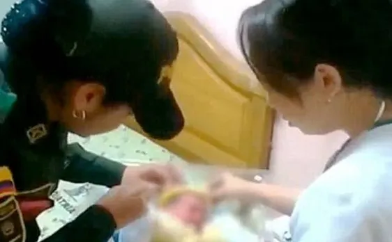Breastfeeding may cut ear infections in babies: study