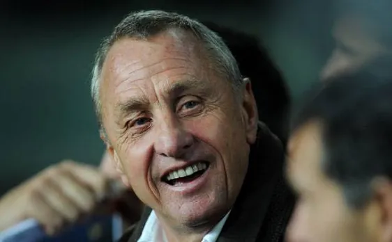 Barca honour Cruyff, Madrid seek redemption in Clasico