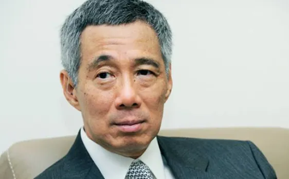 Singapore PM feuds in public with sister