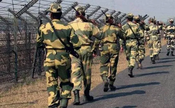 Pakistani intruder shot dead by BSF, nine packets of heroine seized