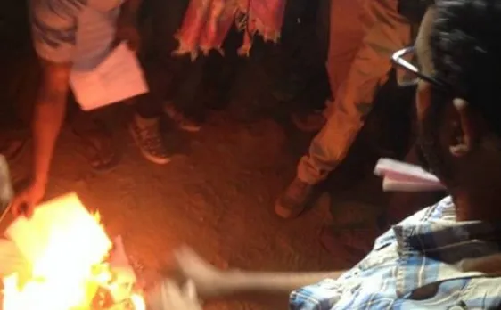 Manusmriti burnt in Delhi University, three students detained