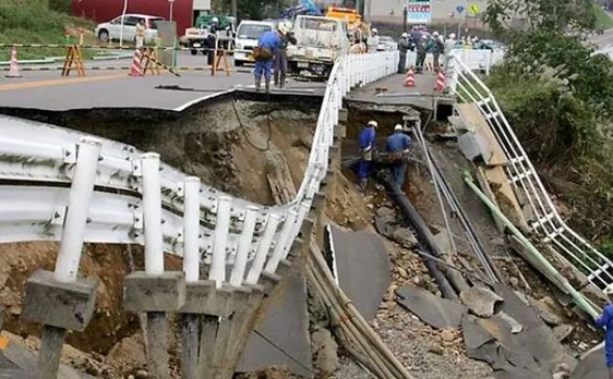Twin quakes kills at least 29 in south Japan; many trapped