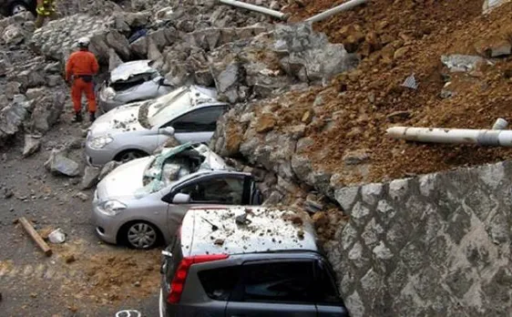 Social networks offer comfort, confusion in Japan earthquake