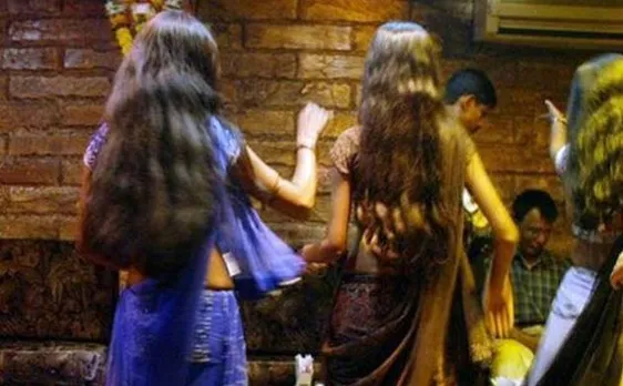 SC pulls up Maharashtra for non-compliance of order on dance bars