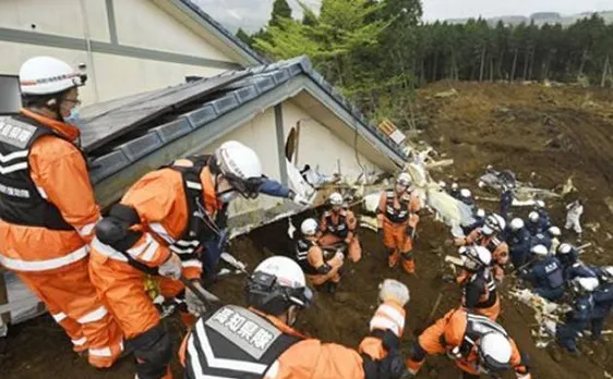 Searchers find body in twin Japan earthquakes, raising toll to 45