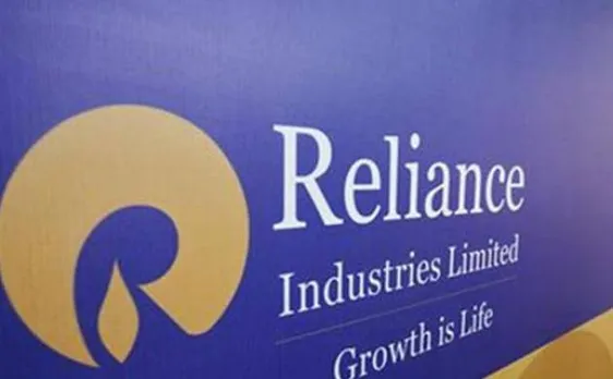 Reliance Industries Q4 profit rises 16 pc to Rs 7,398 cr