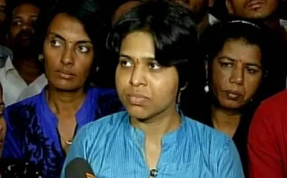 Amid protests, Trupti Desai takes her campaign to Haji Ali dargah
