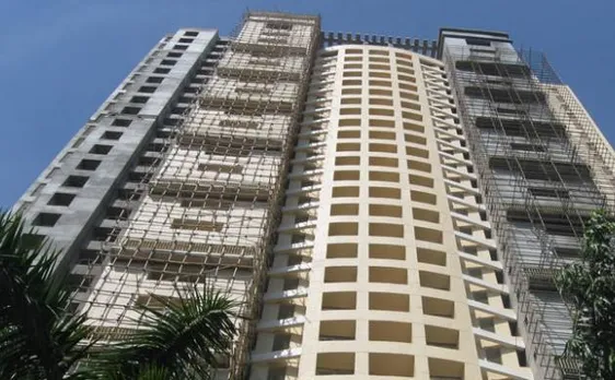 BJP-Sena hail HC ruling on Adarsh; Chavan parries queries