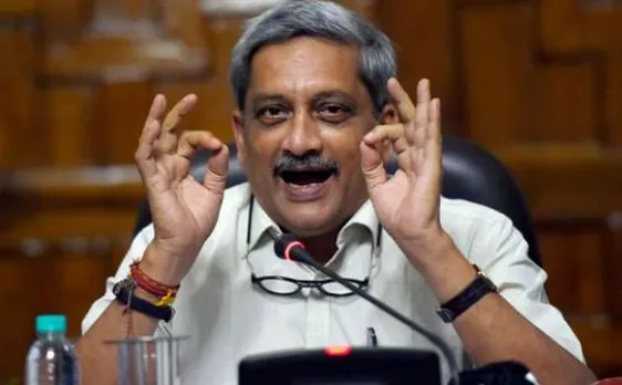VVIP chopper deal: Parrikar to place facts in Parliament on May 4