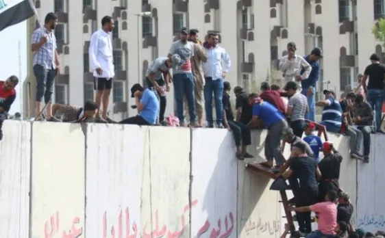 Protesters in Green Zone,Iraq PM orders action against rioters 