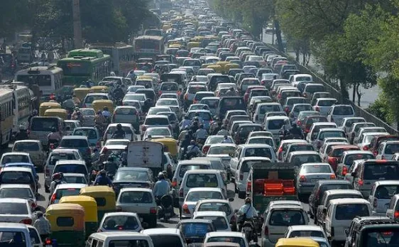 Delhi diesel cab ban: 33 taxi drivers booked for violating SC ban