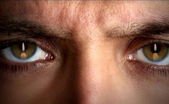 Kaabil first look is all about fire in Hrithik Roshanâ€™s eyes