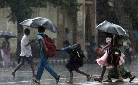 Temperature dips in Delhi, more rains likely towards evening