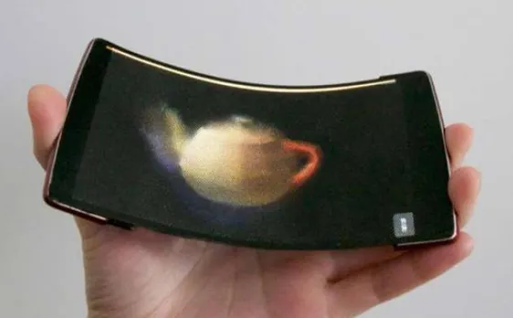 World's first holographic flexible smartphone developed