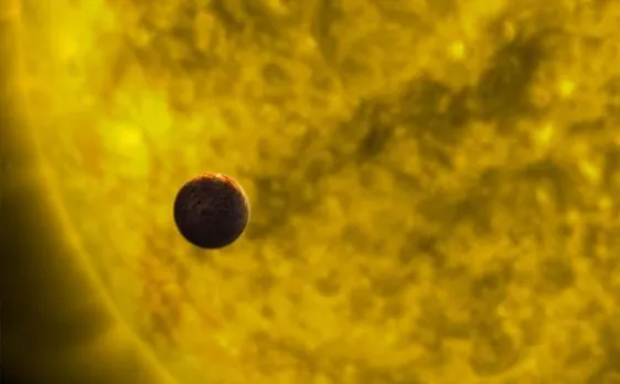 Despite partially cloudy sky, Kolkatans view mercury transit