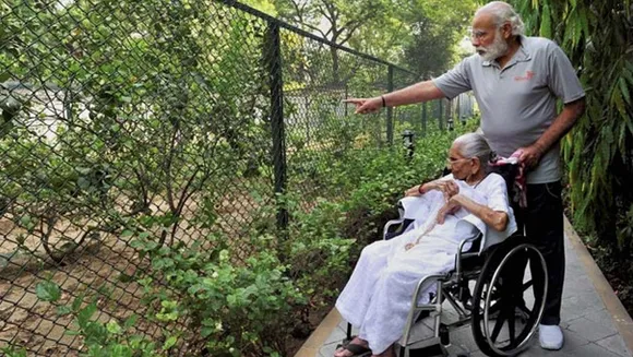 PM Modi shares picture of his mother's first visit to 7RCR 