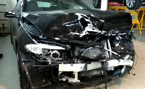 Man rams BMW into autorickshaw, four injured