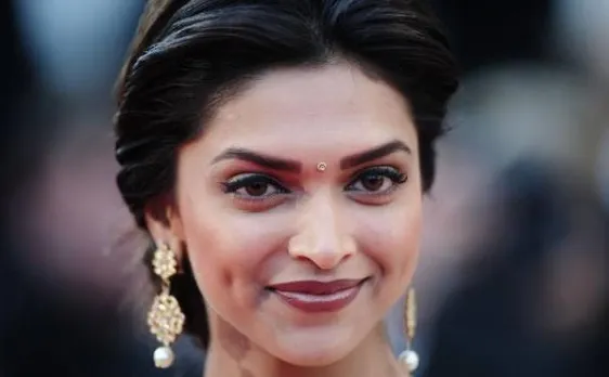Deepika Padukone gifts Indian wear to â€˜xXxâ€™ director