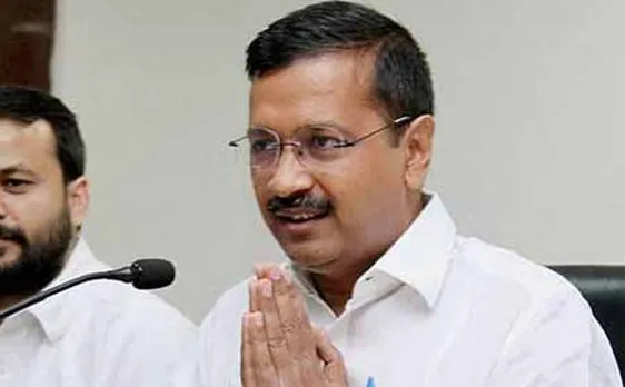 Kejriwal slams Parrikar for showing less interest in Delhi