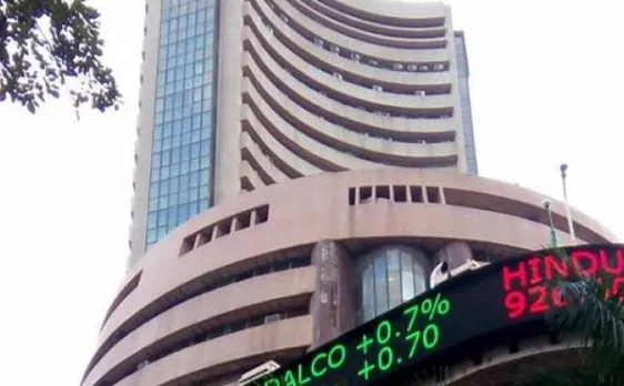 Sensex races to 7-month high, retakes 26k on oil, Q4 data