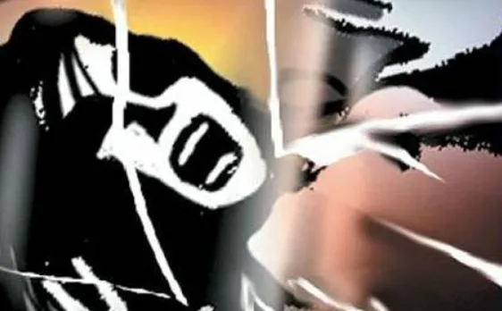 Woman gangraped in moving car in Kolkata, FIR lodged
