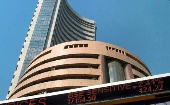 Sensex bounces 100 pts in early trade on positive global cues