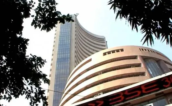 Sensex bounces back, recovers 188 points on buying spree