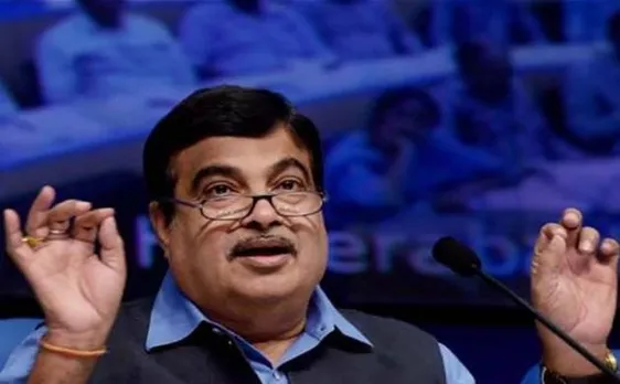 400 die a day in road mishaps;not much change in 2 years: Nitin Gadkari