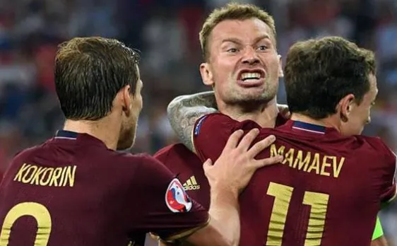 Euro Cup 2016: Late equaliser deals blow to England hopes against Russia 