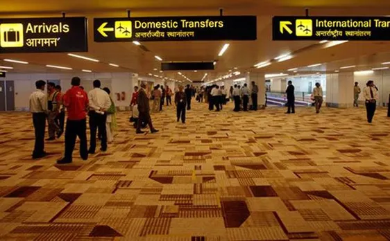 2 Kashmiri girls held at IGI airport over message on luggage: 'carrying bomb'