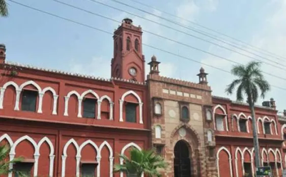 AMU not minority institution, must follow reservation policy: RSS