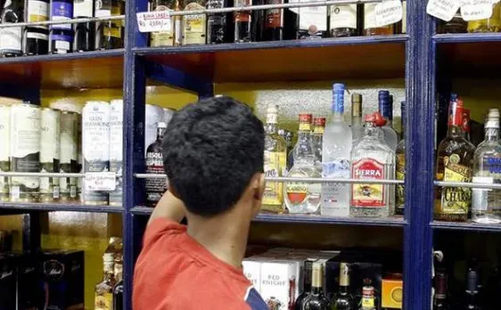 Tamil Nadu follows Bihar, orders to close down 500 liquor shops