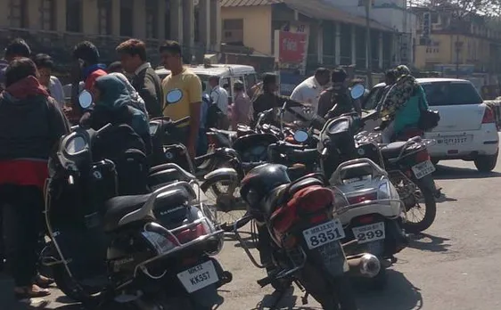 Centre launches pilot programme to run two wheelers on CNG