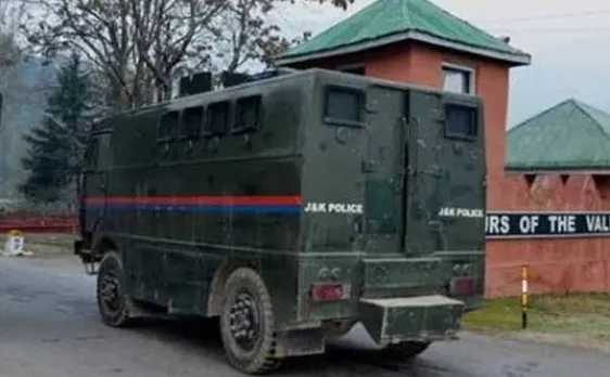 Militants snatch rifle from guard at BJP worker's house in Srinagar