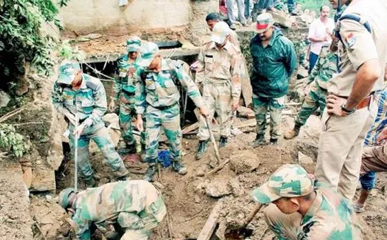 Watch how army jawans rescued this Uttarakhand woman who survived 2 days under debris