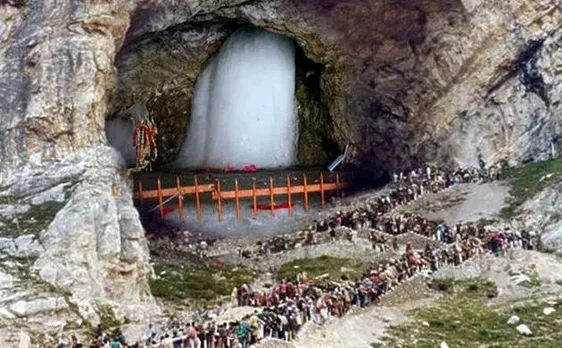 Over 24,000 pilgrims pay obeisance at Amarnath
