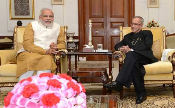 President, PM greet nation on Eid