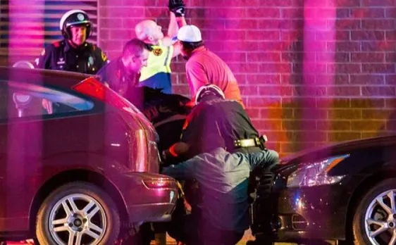 Dallas gunfire: 5 cops dead, 7 injured as 2 snipers open fire at police officers; two suspects in custody