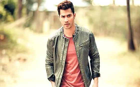 Wish to be fit like Akshay Kumar: Varun Dhawan
