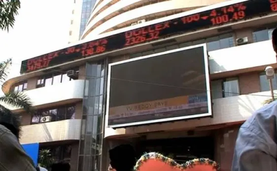 Sensex plunges 106 points as IT tanks after Infosys cuts guidance