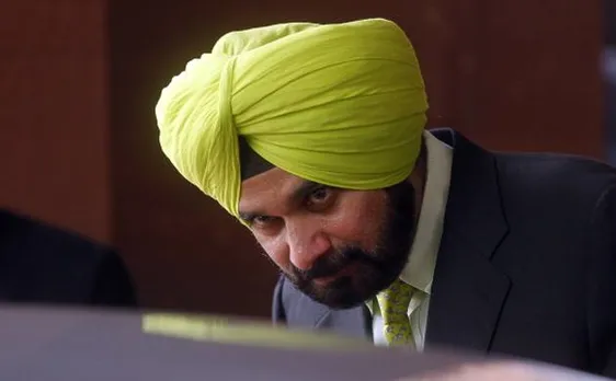 Sidhu set to join AAP; Arvind Kejriwal hails his decision to quit Rajya Sabha