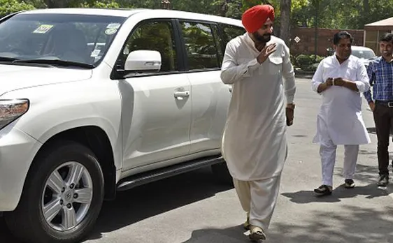 Navjot Singh Sidhu not to be AAPâ€™s CM candidate in Punjab, say sources