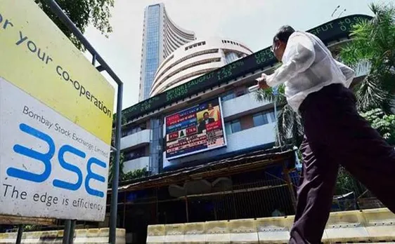 Market gathers momentum, Sensex up 120 pts amid F&O expiry