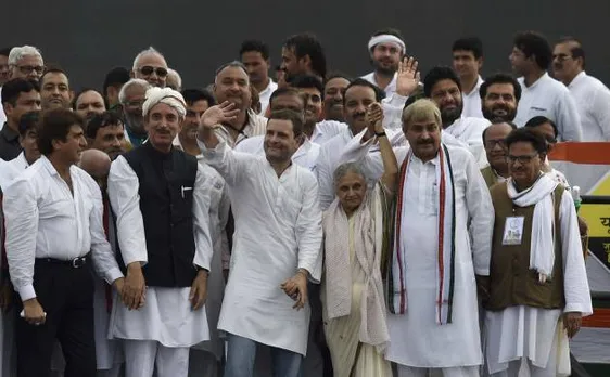 Rahul blows Cong's poll bugle in UP; tears into poll rivals
