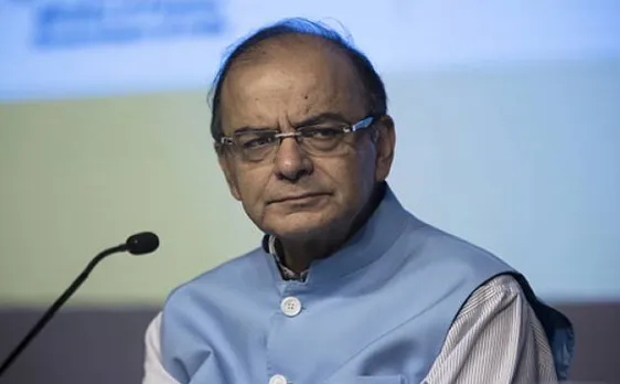 Arun Jaitley advocates freehand to ministers and bureaucrats on social media 